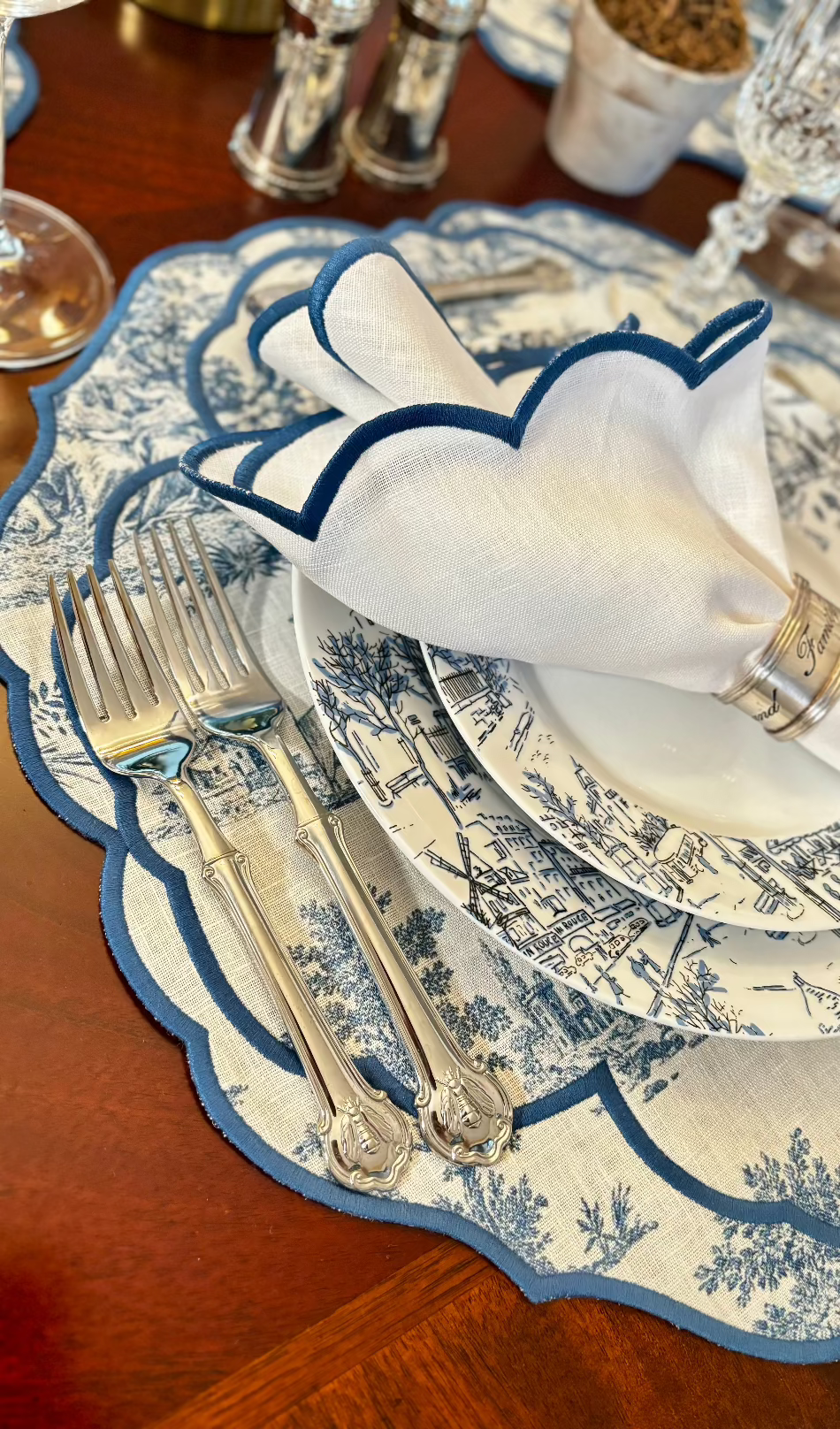 Meadow toile placemat (Set Of 4) | Regal Blue